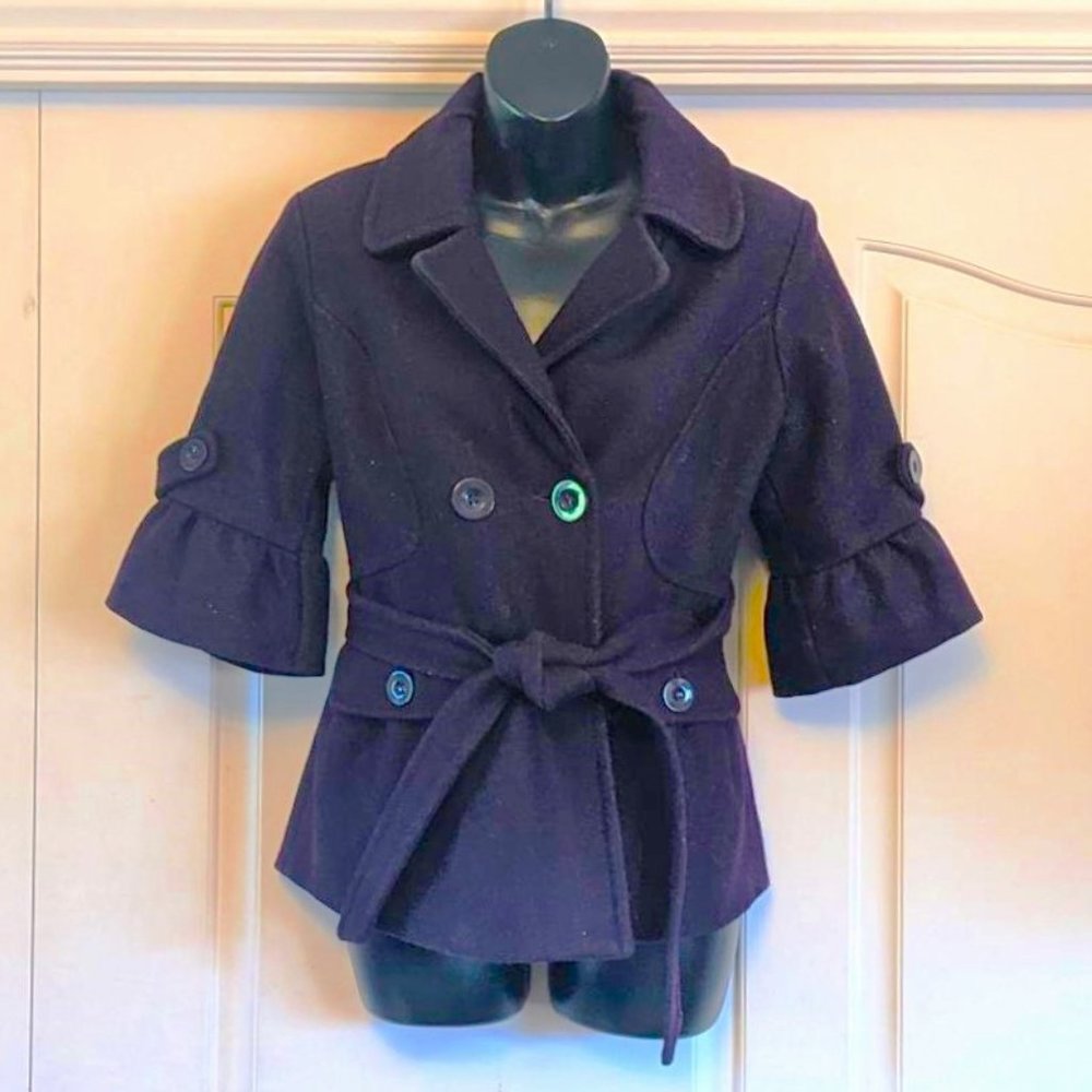 Unique Finesse Wool-blend Deep Purple Blazer with Mid-arm Frill Sleeves